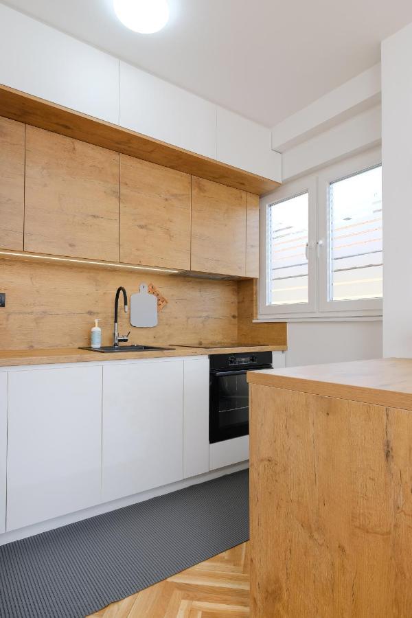 Apartment Skopljak + Free Garage SJJ Eksteriør bilde